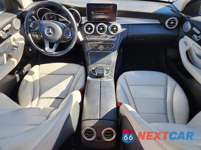 Zdjęcie 8 z 12 samochodu: 2017 MERCEDES-BENZ C 300 4MATIC VIN:55SWF4KB7HU182399 - miniatura