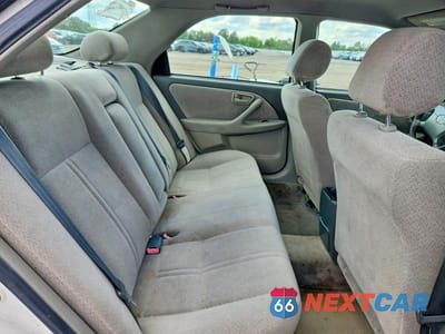 Zdjęcie 10 z 12 samochodu: 2001 TOYOTA CAMRY LE VIN:JT2BG28K010601635 - miniatura