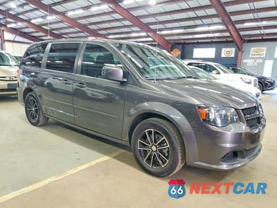 Czwarte zdjęcie samochodu z boku: 2017 DODGE GRAND CARAVAN SE VIN:2C4RDGBG7HR562588 - miniatura