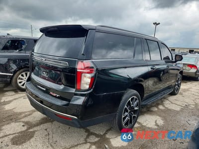 Trzecie zdjęcie samochodu z tyłu: 2021 CHEVROLET SUBURBAN C1500 RST VIN:1GNSCEKD4MR458971 - miniatura