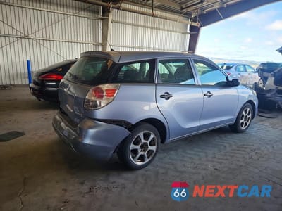 Trzecie zdjęcie samochodu z tyłu: 2007 TOYOTA COROLLA MATRIX XR VIN:2T1KR32E37C648294 - miniatura