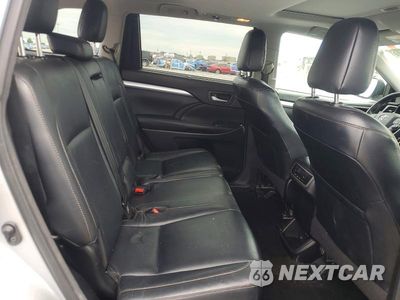 Zdjęcie 11 z 14 samochodu: 2018 TOYOTA HIGHLANDER XLE VIN:5TDKZRFH9JS528053 - miniatura