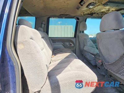 Zdjęcie 11 z 13 samochodu: 1997 CHEVROLET SUBURBAN C1500 VIN:1GNEC16R9VJ370719 - miniatura