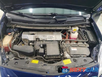 Zdjęcie 11 z 12 samochodu: 2014 TOYOTA PRIUS TWO VIN:JTDKN3DU5E0387239 - miniatura