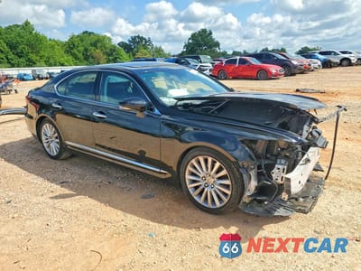 Czwarte zdjęcie samochodu z boku: 2013 LEXUS LS 460 VIN:JTHBL5EF3D5123583 - miniatura