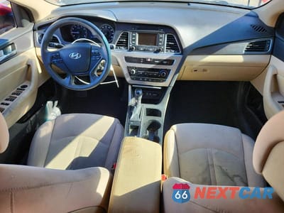 Zdjęcie 8 z 13 samochodu: 2015 HYUNDAI SONATA SPORT VIN:5NPE34AF1FH181631 - miniatura