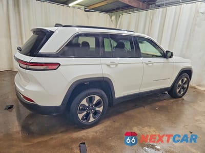 Trzecie zdjęcie samochodu z tyłu: 2024 JEEP GRAND CHEROKEE LIMITED 4XE VIN:1C4RJYB64RC129276 - miniatura