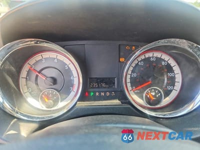 Zdjęcie 9 z 13 samochodu: 2011 DODGE GRAND CARAVAN EXPRESS VIN:2D4RN4DG9BR795522 - miniatura