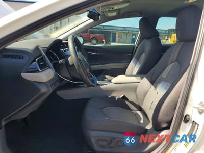 Zdjęcie 7 z 12 samochodu: 2020 TOYOTA CAMRY LE VIN:4T1C11AK1LU938386 - miniatura