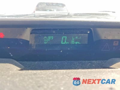 Zdjęcie 9 z 13 samochodu: 2007 TOYOTA PRIUS BASE VIN:JTDKB20U477088859 - miniatura