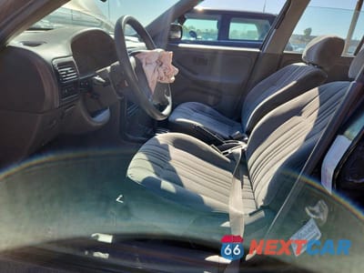 Zdjęcie 7 z 12 samochodu: 1993 NISSAN SENTRA E VIN:JN1EB31F9PU502614 - miniatura