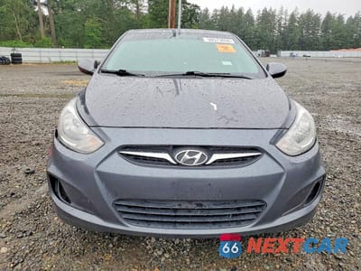 Piąte zdjęcie samochodu w środku: 2013 HYUNDAI ACCENT GS VIN:KMHCT5AEXDU066318 - miniatura