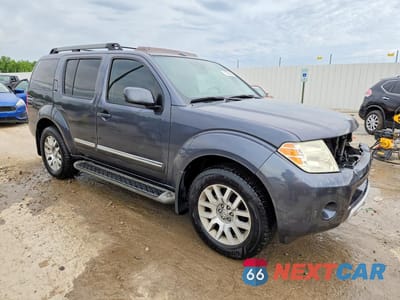 Czwarte zdjęcie samochodu z boku: 2010 NISSAN PATHFINDER S VIN:5N1AR1NB3AC628589 - miniatura