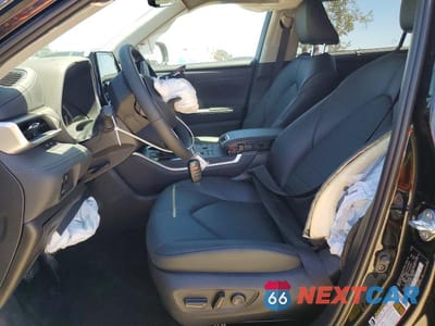 Zdjęcie 7 z 13 samochodu: 2026 TOYOTA HIGHLANDER XLE VIN:5TDKDRBH4TS609579 - miniatura