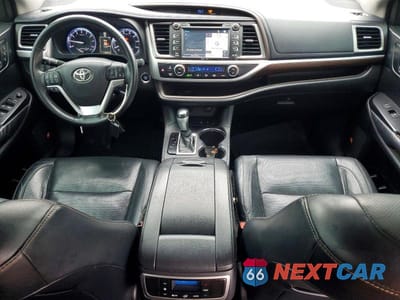 Zdjęcie 8 z 13 samochodu: 2015 TOYOTA HIGHLANDER LIMITED VIN:5TDDKRFH0FS145543 - miniatura