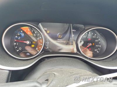 Zdjęcie 9 z 13 samochodu: 2019 JEEP COMPASS LATITUDE VIN:3C4NJDBB0KT696616 - miniatura