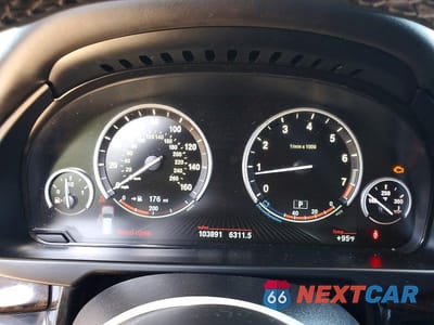 Zdjęcie 9 z 12 samochodu: 2017 BMW X5 XDRIVE50I VIN:5UXKR6C50H0J84746 - miniatura