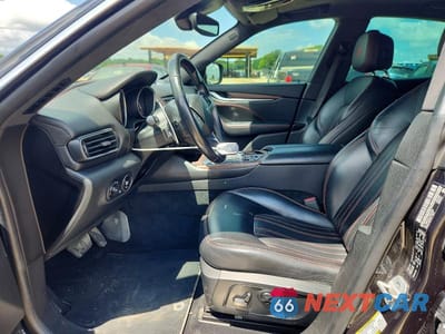 Zdjęcie 7 z 13 samochodu: 2017 MASERATI LEVANTE S LUXURY VIN:ZN661YUL1HX241268 - miniatura