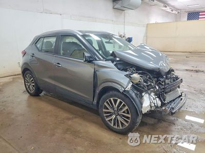 Czwarte zdjęcie samochodu z boku: 2021 NISSAN KICKS SV VIN:3N1CP5CV5ML525953 - miniatura