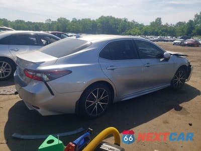 Trzecie zdjęcie samochodu z tyłu: 2022 TOYOTA CAMRY SE VIN:4T1T11AK9NU618686 - miniatura