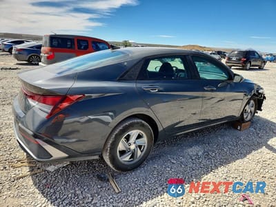 Trzecie zdjęcie samochodu z tyłu: 2024 HYUNDAI ELANTRA SE VIN:KMHLL4DG9RU666777 - miniatura