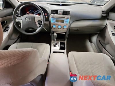 Zdjęcie 8 z 12 samochodu: 2009 TOYOTA CAMRY LE VIN:4T1BE46K99U833050 - miniatura