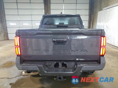 Zdjęcie 6 z 12 samochodu: 2025 TOYOTA TACOMA TRD OFF-ROAD VIN:3TMLB5JN1SM147085 - miniatura
