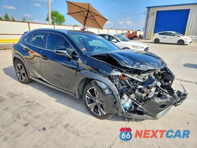 Czwarte zdjęcie samochodu z boku: 2021 LEXUS UX 250H VIN:JTHP9JBH1M2053795 - miniatura