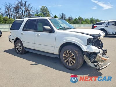 Czwarte zdjęcie samochodu z boku: 2017 FORD EXPEDITION XLT/KING RANCH VIN:1FMJU1HT1HEA06722 - miniatura