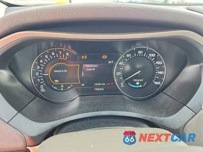 Zdjęcie 9 z 13 samochodu: 2020 LINCOLN MKZ VIN:3LN6L5A9XLR602464 - miniatura