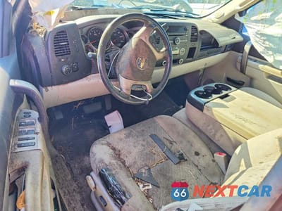 Zdjęcie 8 z 12 samochodu: 2011 CHEVROLET SILVERADO K1500 LT VIN:1GCPKSE37BF127111 - miniatura