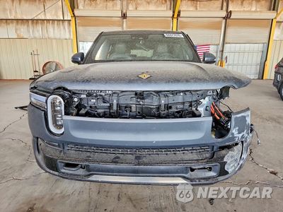 Piąte zdjęcie samochodu w środku: 2025 RIVIAN R1S ADVENTURE VIN:7PDSGBBA4SN067737 - miniatura