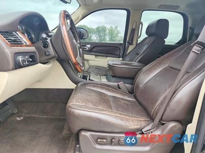 Zdjęcie 7 z 14 samochodu: 2013 CADILLAC ESCALADE PLATINUM VIN:1GYS4DEF1DR297986 - miniatura