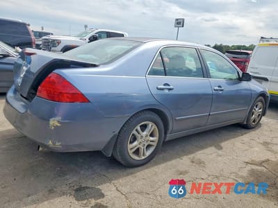 Trzecie zdjęcie samochodu z tyłu: 2007 HONDA ACCORD SE VIN:1HGCM56377A084050 - miniatura