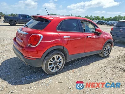 Trzecie zdjęcie samochodu z tyłu: 2016 FIAT 500X TREKKING VIN:ZFBCFXCT5GP347354 - miniatura