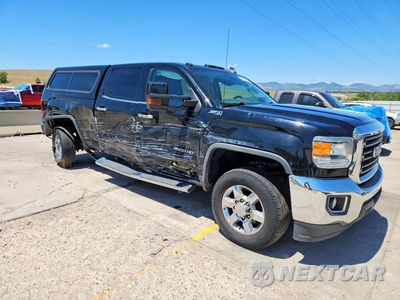 Czwarte zdjęcie samochodu z boku: 2017 GMC SIERRA K2500 SLE VIN:1GT12SEG3HF129195 - miniatura