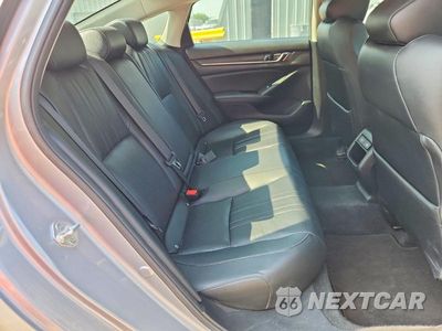 Zdjęcie 10 z 12 samochodu: 2021 HONDA ACCORD SPORT SE VIN:1HGCV1F47MA095379 - miniatura