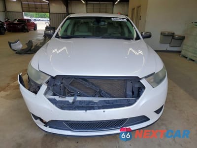 Piąte zdjęcie samochodu w środku: 2014 FORD TAURUS LIMITED VIN:1FAHP2F8XEG128564 - miniatura