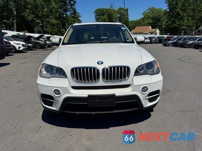 Piąte zdjęcie samochodu w środku: 2013 BMW X5 XDRIVE35I VIN:5UXZV4C53D0E11293 - miniatura