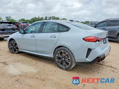 Drugie zdjęcie samochodu z przodu: 2026 BMW 228 VIN:WBA83GG04T7U56598 - miniatura