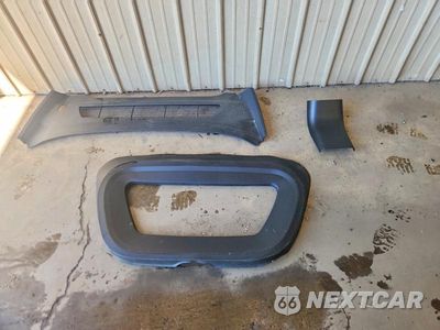 Zdjęcie 12 z 13 samochodu: 2024 TESLA MODEL Y VIN:7SAYGDED4RF096704 - miniatura