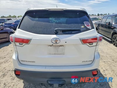 Zdjęcie 6 z 13 samochodu: 2015 TOYOTA HIGHLANDER XLE VIN:5TDJKRFHXFS181212 - miniatura