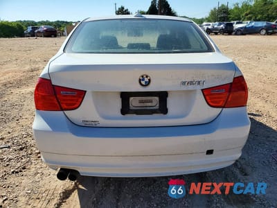 Zdjęcie 6 z 12 samochodu: 2011 BMW 328 I VIN:WBAPH7G59BNM57233 - miniatura