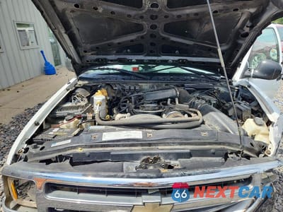 Zdjęcie 12 z 13 samochodu: 1997 CHEVROLET BLAZER VIN:1GNDT13WXV2215113 - miniatura