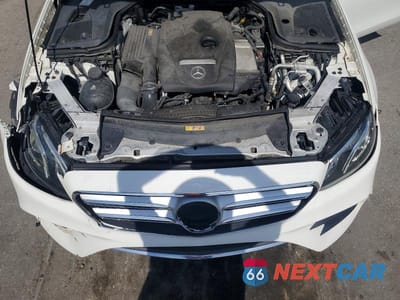 Zdjęcie 11 z 12 samochodu: 2017 MERCEDES-BENZ E 300 VIN:WDDZF4JB2HA104451 - miniatura