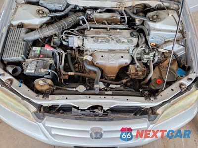 Zdjęcie 11 z 12 samochodu: 2002 HONDA ACCORD VALUE VIN:1HGCF86652A172576 - miniatura