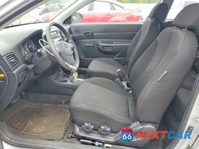 Zdjęcie 7 z 13 samochodu: 2008 HYUNDAI ACCENT GS VIN:KMHCM36CX8U077527 - miniatura