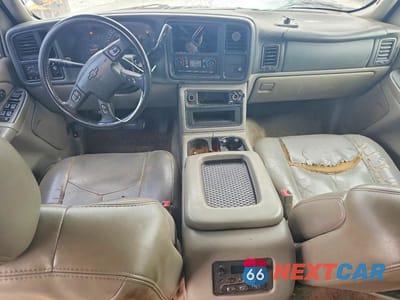Zdjęcie 8 z 13 samochodu: 2006 CHEVROLET TAHOE C1500 VIN:1GNEC13T36R121948 - miniatura