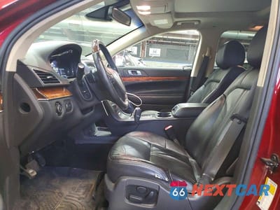 Zdjęcie 7 z 13 samochodu: 2016 LINCOLN MKT VIN:2LMHJ5AT7GBL02674 - miniatura