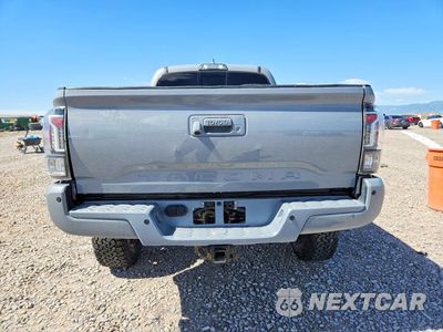 Zdjęcie 6 z 13 samochodu: 2018 TOYOTA TACOMA TRD SPORT VIN:3TMDZ5BN7JM047683 - miniatura